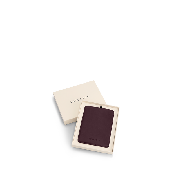 Mystique - Cherry Lacquer - Reisepass Etui