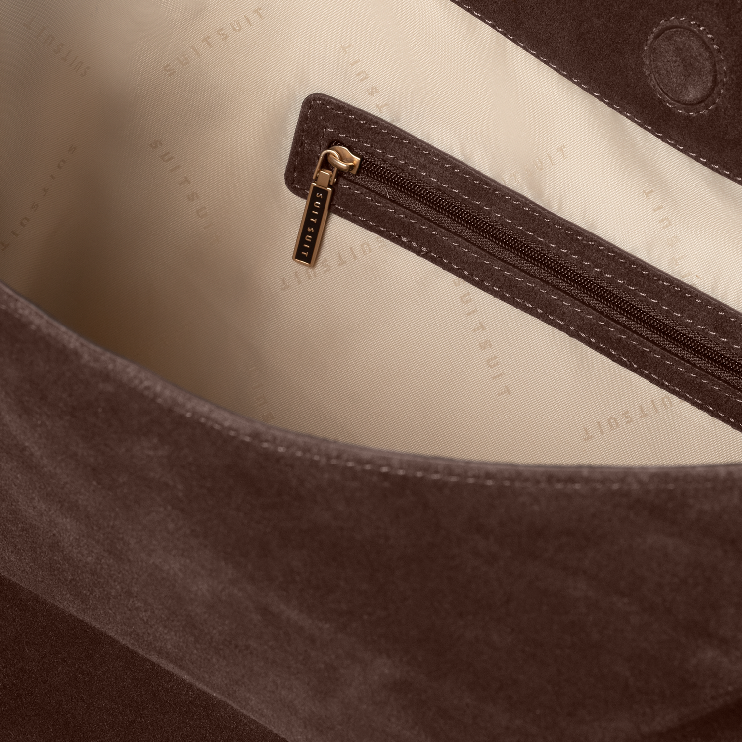 Fab Seventies Special Edition - Chocolate Brown - Slouchy Bag (Wildleder)