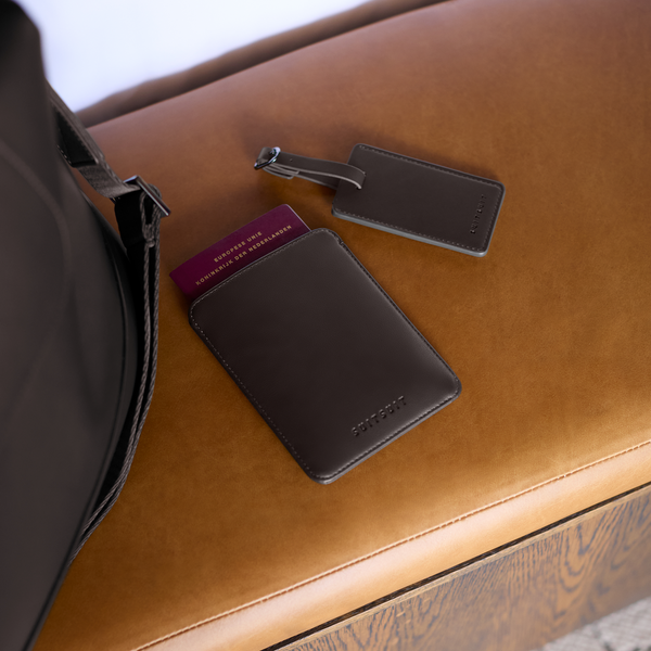Mystique - Ground Coffee - Reisepass Etui 