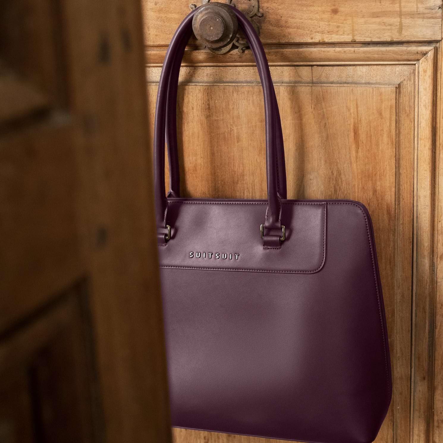 Mystique - Cherry Lacquer - Laptop Tasche